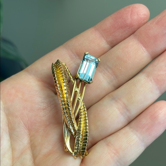 Vintage 1980s Costume Jewellery Gold Tone Pin Blue Gemstone Brooch Jewelry - Picture 8 of 9